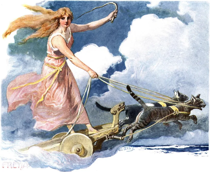 Freyja steht auf ihrem zweirädrigen Wagen, vor den zwei Katzen gespannt sind, und schwingt die Peitsche; kolorierte Buchillustration von 1905.